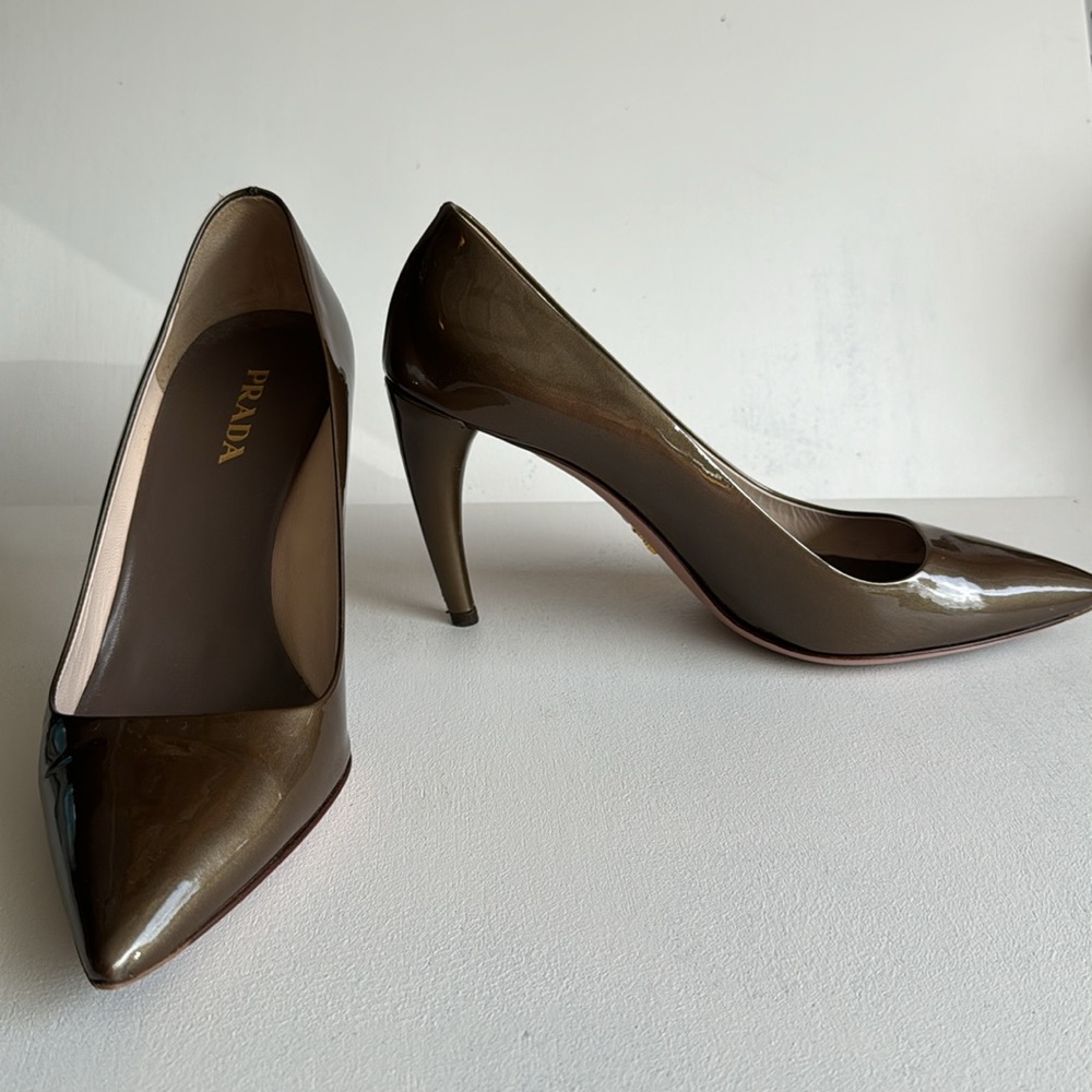 PRADA shoes size 39